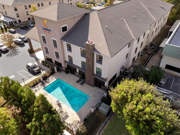 Comfort Suites Augusta image 10