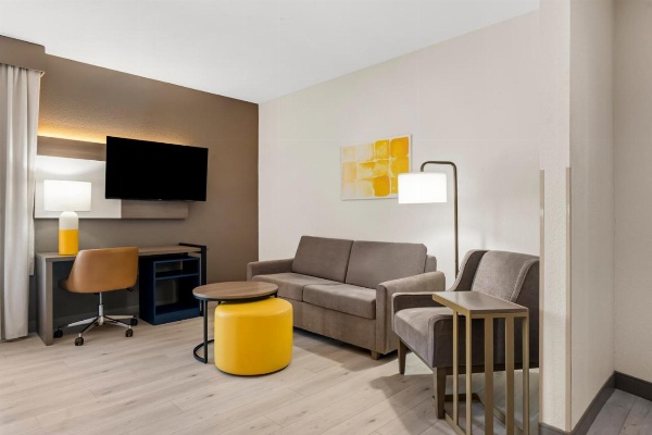 Comfort Suites Augusta Main image