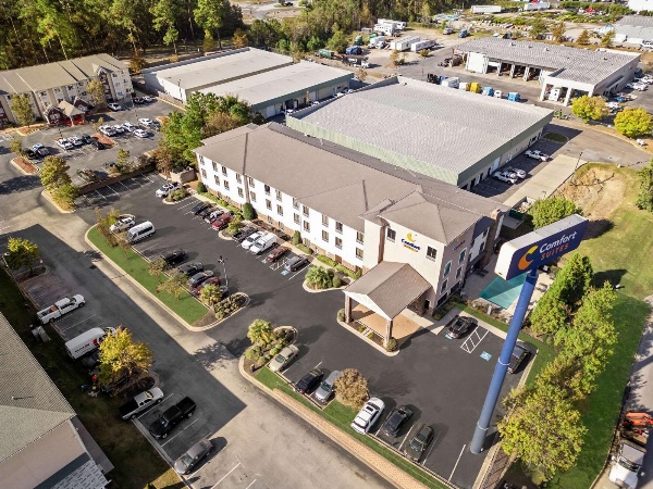 Comfort Suites Augusta image 4