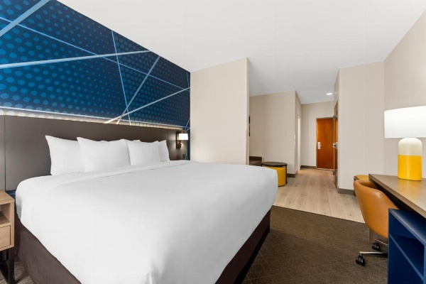 Comfort Suites Augusta image 7